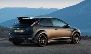 福特福克斯变速箱手动怎么打开(福特福克斯变速箱怎么抬下来?)