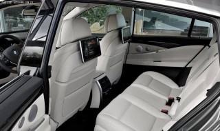 宝马gt535后排座椅怎么拆（宝马GT535后排座椅怎么拆图）