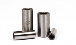 活塞离缸底的距离为多少?(活塞离缸底的距离为多少厘米)