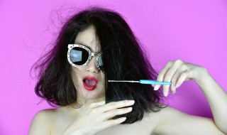 二八分带刘海吗 二八分刘海左边还是右边