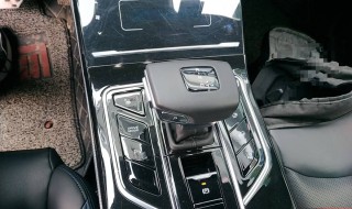 东风风光560怎么调离合(东风风光560离合在哪里调)