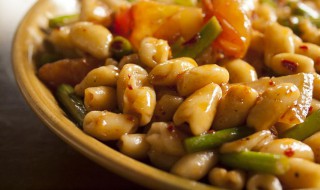 素炒疙瘩怎么做（素炒疙瘩怎么做才好吃）