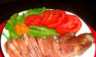 五香脱骨扒蹄怎么做（五香脱骨扒蹄怎么做好吃）