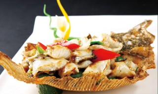 蒜香多宝鱼做法窍门(蒜烧多宝鱼)