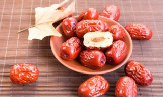 糯米煎红枣怎么做（糯米煎红枣怎么做好吃）