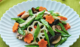 藕片炒什锦（炒藕片配菜）