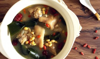 海带黄豆煲(海带黄豆煲猪骨汤有什么作有)