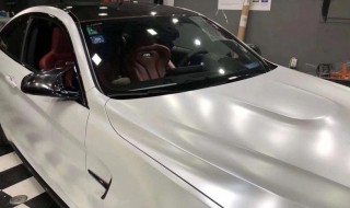 汽车贴膜方法与步骤 网上买的车膜自己贴好贴吗