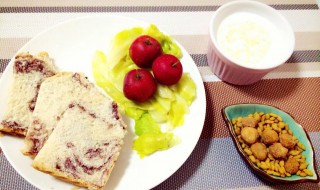 巴旦木牛奶面包(巴旦木奶糕)