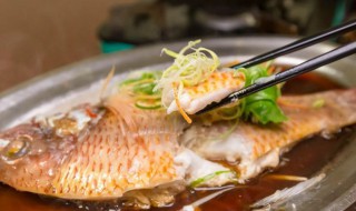 糖醋尼罗鱼（糖醋罗非鱼的家常做法简单）