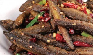 煎泥鳅（泥鳅不去头不去内脏可以吃吗）