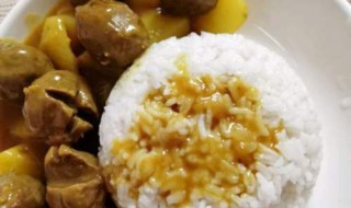 风味咖喱牛肉丸子饭 风味咖喱牛肉丸子饭怎么做