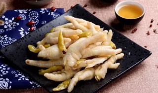 柠檬百香酸辣鸡爪（柠檬百香酸辣鸡爪的做法）