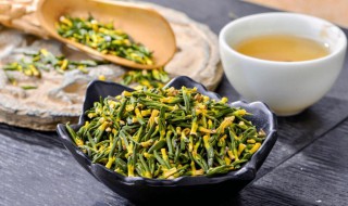 莲子芯的功效与作用及禁忌(莲子芯的功效与作用及禁忌功效与作用的功效)