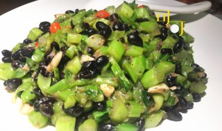 黑豆炖芥菜怎么做 黑豆芥菜图片