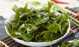 海带炖鱼片怎么做（海带炖鱼怎么做好吃窍门）