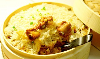 排骨煮糯米饭怎么做 排骨煮糯米饭怎么做好吃