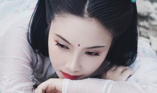 亚洲印度妆容教程（印度妆容画法教程视频）