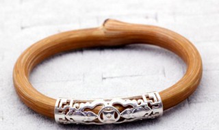 金刚藤手镯怎么挑选（金刚藤手镯怎么挑选尺寸）