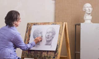 客厅西墙忌讳挂什么画（客厅西墙挂什么画有讲究吗?）