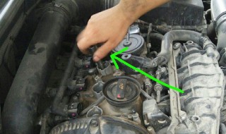 更换火花塞可以自己换吗 火花塞可以直接换吗