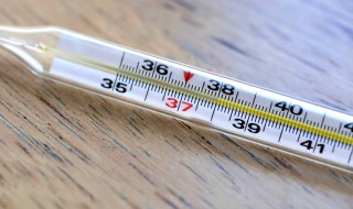 温度计夹在腋下几分钟 温度计夹在腋下几分钟最准确
