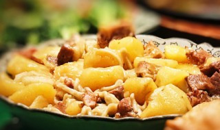 土豆和粉条不能一起吃么 土豆粉条和什么不能一起吃