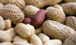 生花生红枣地瓜能一起吃吗（红枣可以和地瓜一起吃吗?）