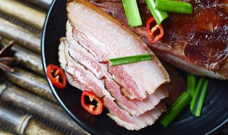 晒腊肉晚上能放外面吗（腊肉晾晒晚上可以放在外面吗?）