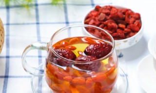 党参红枣桂圆泡水有什么好处(党参红枣桂圆泡水有什么好处和功效)