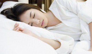 梦见打雪仗（梦见打雪仗,打到自己身上的）