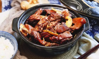 姜母鸭的功效和作用（姜母鸭的功效与作用）