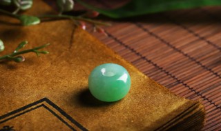 祖母绿最简单鉴定方法（祖母绿 鉴定）