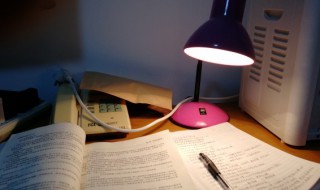 不稂不莠什么意思（既坚既好不稂不莠什么意思）