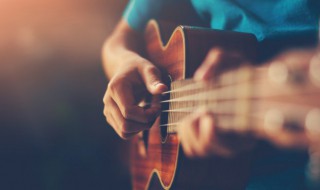 阿杰鲁阿杰鲁是什么歌 阿杰鲁阿杰鲁是什么歌出自哪里