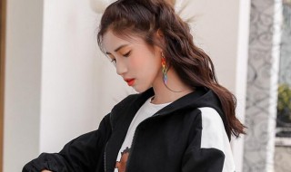 女生工装上衣配什么裤子好看 女生工装裤配什么上衣比较好看