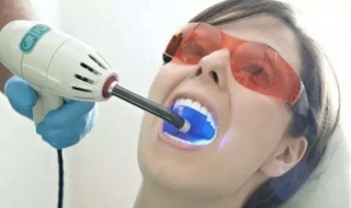 洗牙能把黄牙洗白吗 普通洗牙能把黄牙洗白吗
