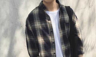 男士格子衬衫搭配什么外套好呢（男格子衬衫配什么外套好看）