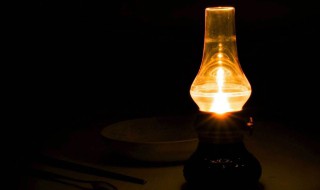 煤油灯是什么光 煤油灯的光是什么颜色