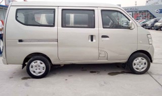 长安面包车水箱高温是什么情况（长安面包车水箱水温高就喷水）