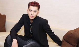 黑色衣服沾灰弄不干净怎么办 黑色衣服沾灰弄不干净怎么办小妙招