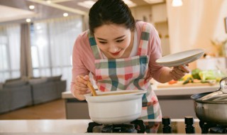 芝麻黑豆泥鳅汤（黑芝麻黑豆泥鳅汤）