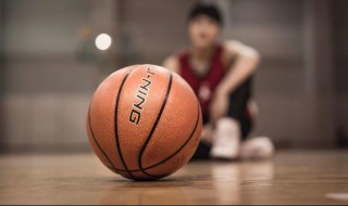 儿童打篮球技巧教学（儿童打篮球教程）