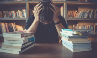 全字少一横是什么字(全字少一竖是什么字)