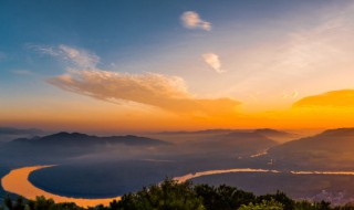 风光什么成语四字词语 风光什么成语四字词语大全