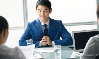 面试官送到门口的暗示（面试官把你送到门口）