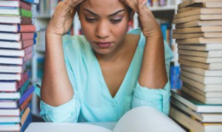 捎怎么读 梢怎么读