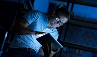 老是失眠多梦什么原因（老是失眠多梦什么原因引起的）