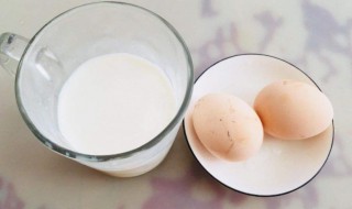 鸡蛋和什么一起吃（鸡蛋和什么一起吃最好）