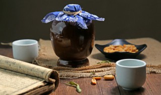 喝酒不能吃什么食物 喝酒不能吃什么水果